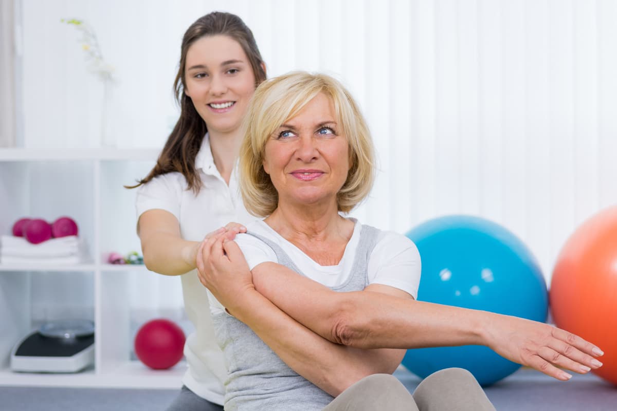 rehabilitacion fisica en adultos mayores en A Coruña